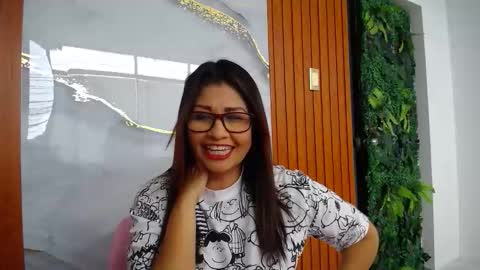 Snapshot of manuela_lara_ chatting on March 12, 2026, 4:13 pm manuela_lara_ online show from March 12, 2026, 4:13 pm
