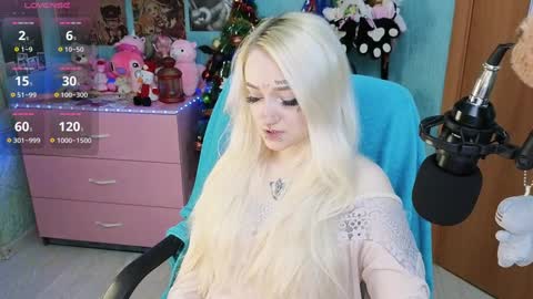 Manuela online show from December 16, 2024, 1:10 am
