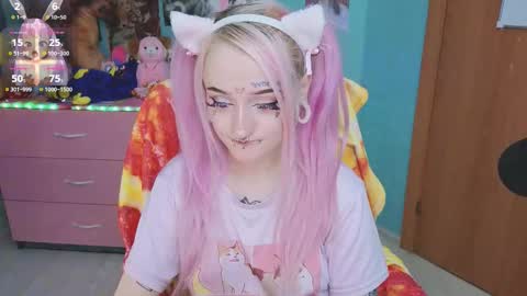 Manuela online show from October 18, 2025, 4:48 am