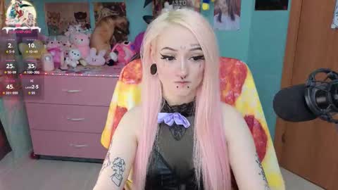 Snapshot of manuela_unicorn chatting on January 9, 2026, 8:21 pm Manuela online show from January 9, 2026, 8:21 pm