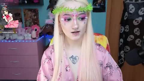 Snapshot of manuela_unicorn chatting on March 10, 2026, 4:06 am Manuela online show from March 10, 2026, 4:06 am