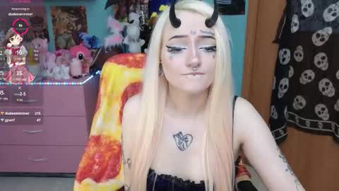 Snapshot of manuela_unicorn chatting on March 13, 2026, 8:59 pm Manuela online show from March 13, 2026, 8:59 pm