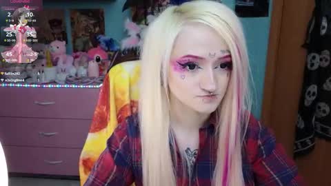 Snapshot of manuela_unicorn chatting on March 17, 2026, 1:03 pm Manuela online show from March 17, 2026, 1:03 pm