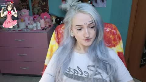Snapshot of manuela_unicorn chatting on April 3, 2026, 8:51 pm Manuela online show from April 3, 2026, 8:51 pm