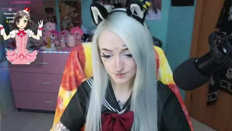 Snapshot of manuela_unicorn chatting on April 26, 2026, 8:06 pm Manuela online show from April 26, 2026, 8:06 pm