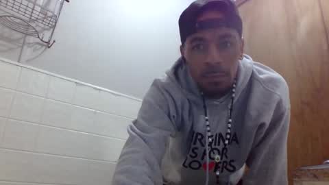 Snapshot of manwiththeplan337 chatting on November 18, 2025, 7:57 am manwiththeplan337 online show from November 18, 2025, 7:57 am