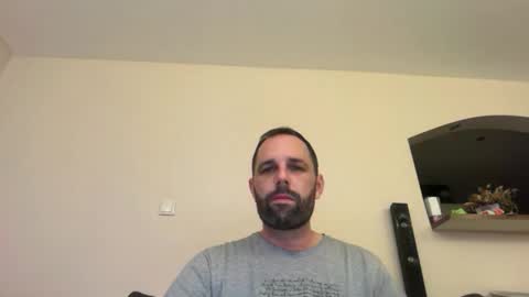 Snapshot of manynaaamess chatting on November 18, 2025, 4:44 pm manynaaamess online show from November 18, 2025, 4:44 pm