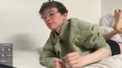 Maple online show from February 13, 2025, 6:48 pm