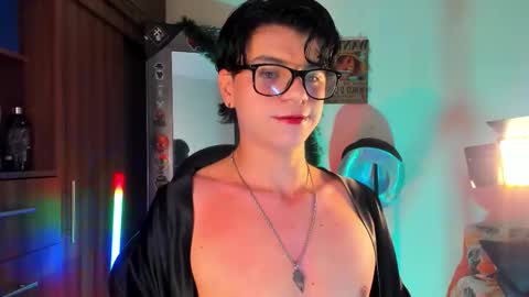 Snapshot of mar_alexis chatting on February 15, 2026, 12:03 pm mar_alexis online show from February 15, 2026, 12:03 pm