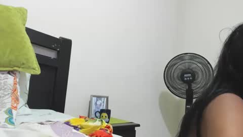 Snapshot of mara2020xxx69 chatting on February 11, 2025, 8:31 pm Mara online show from February 11, 2025, 8:31 pm