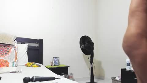 Snapshot of mara2020xxx69 chatting on February 12, 2025, 2:21 pm Mara online show from February 12, 2025, 2:21 pm