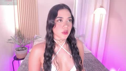 Snapshot of mara_brooks chatting on November 13, 2025, 8:52 pm Mara online show from November 13, 2025, 8:52 pm