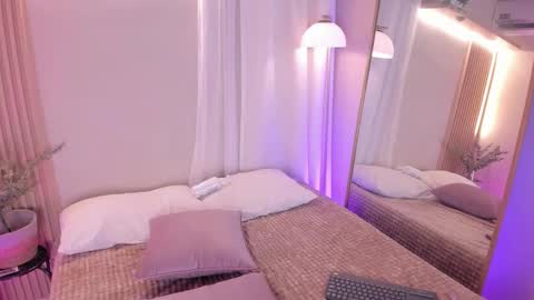 Snapshot of mara_brooks chatting on January 8, 2026, 10:23 pm Mara online show from January 8, 2026, 10:23 pm