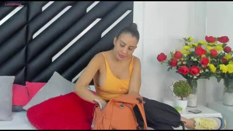 Mara  online show from October 29, 2025, 8:54 pm