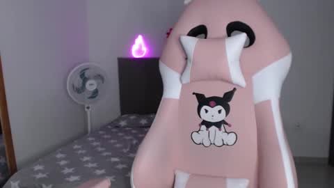 Marcela independent online show from February 22, 2025, 10:20 pm