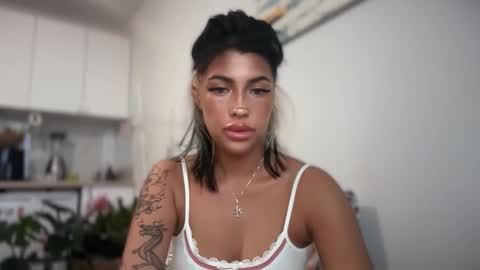 Snapshot of marakuia054 chatting on October 23, 2025, 5:51 am Marakuia online show from October 23, 2025, 5:51 am