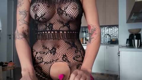 Snapshot of marakuia054 chatting on November 19, 2025, 8:14 am Marakuia online show from November 19, 2025, 8:14 am