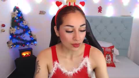 Snapshot of marce0001 chatting on December 4, 2025, 3:05 am Marcela online show from December 4, 2025, 3:05 am