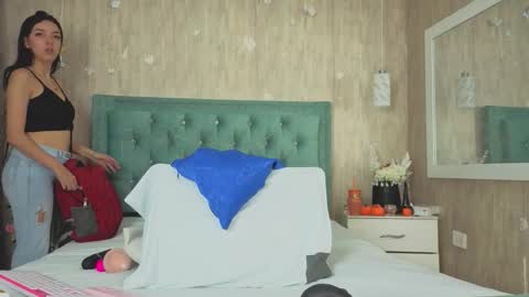 Snapshot of marcelaa_fox chatting on November 22, 2025, 7:02 pm Marcela online show from November 22, 2025, 7:02 pm