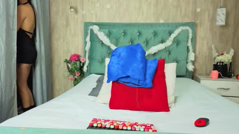 Snapshot of marcelaa_fox chatting on December 1, 2025, 7:52 pm Marcela online show from December 1, 2025, 7:52 pm