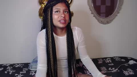 Snapshot of marceline_abadeer00 chatting on December 17, 2024, 4:01 am Michell Dayan online show from December 17, 2024, 4:01 am