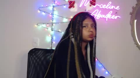 Snapshot of marceline_abadeer00 chatting on December 25, 2024, 11:53 pm Michell Dayan online show from December 25, 2024, 11:53 pm