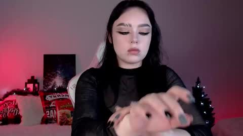 Snapshot of marceline_red chatting on December 20, 2025, 8:21 am Lady Marceline online show from December 20, 2025, 8:21 am
