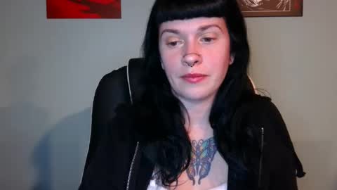 MarcelineAltaria online show from December 4, 2024, 3:48 am