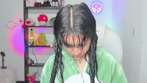 Snapshot of marcelinegh chatting on January 29, 2025, 10:58 am Marceline online show from January 29, 2025, 10:58 am