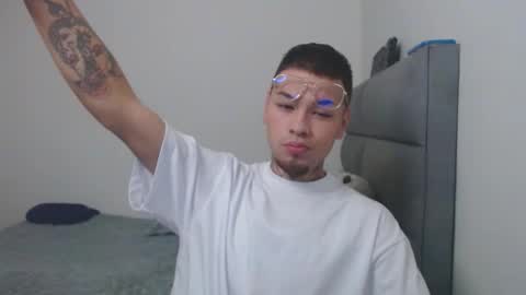 Snapshot of marcelo_m1lk chatting on September 16, 2025, 9:32 am marcelo_m1lk online show from September 16, 2025, 9:32 am