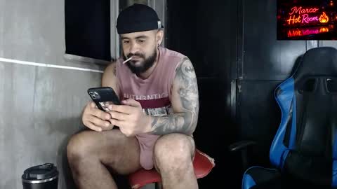 marco_aure online show from May 18, 2026, 2:07 am