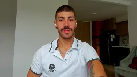 Snapshot of marco_tahani_ chatting on December 22, 2024, 10:15 pm Marco IG marco tahani online show from December 22, 2024, 10:15 pm