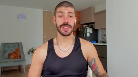 Snapshot of marco_tahani_ chatting on February 8, 2025, 6:22 pm Marco IG marco tahani online show from February 8, 2025, 6:22 pm