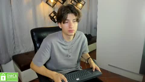 marcoviolet online show from July 15, 2026, 8:14 pm