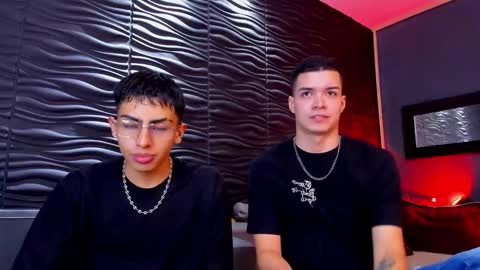 Snapshot of marcoyethan chatting on December 10, 2024, 4:24 am Marco and Ethan online show from December 10, 2024, 4:24 am
