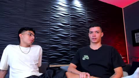 Snapshot of marcoyethan chatting on December 27, 2024, 5:31 am Marco and Ethan online show from December 27, 2024, 5:31 am
