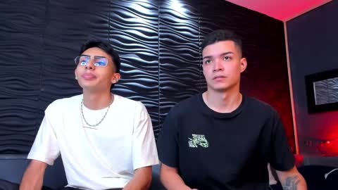 Snapshot of marcoyethan chatting on December 27, 2024, 8:35 am Marco and Ethan online show from December 27, 2024, 8:35 am