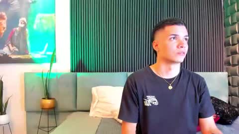 Snapshot of marcoyethan chatting on December 31, 2024, 6:24 pm Marco and Ethan online show from December 31, 2024, 6:24 pm