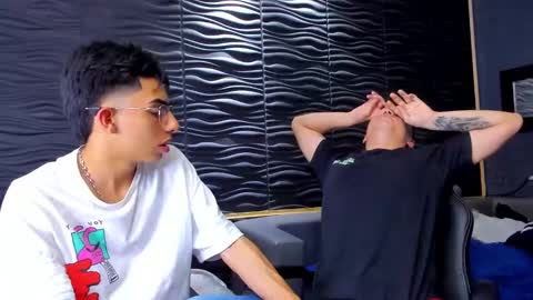 Snapshot of marcoyethan chatting on January 8, 2025, 9:21 am Marco and Ethan online show from January 8, 2025, 9:21 am
