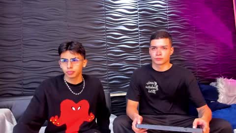 Snapshot of marcoyethan chatting on January 10, 2025, 3:29 am Marco and Ethan online show from January 10, 2025, 3:29 am