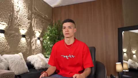 Snapshot of marcoyethan chatting on September 19, 2025, 3:19 am Marco and Ethan online show from September 19, 2025, 3:19 am