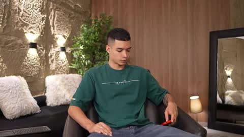 Snapshot of marcoyethan chatting on October 1, 2025, 4:07 am Marco and Ethan online show from October 1, 2025, 4:07 am