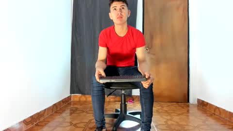 Snapshot of marcus_fire chatting on December 18, 2025, 2:50 am marcus_fire online show from December 18, 2025, 2:50 am