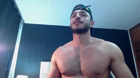 Snapshot of marcus_lafourt chatting on December 10, 2024, 2:27 am marcus_lafourt online show from December 10, 2024, 2:27 am