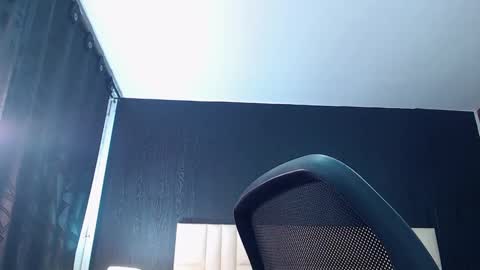 Snapshot of marcus_lafourt chatting on December 18, 2024, 2:42 am marcus_lafourt online show from December 18, 2024, 2:42 am