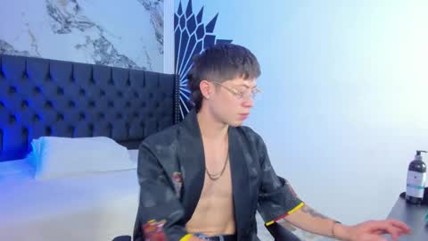 Snapshot of marcuscollins1_ chatting on March 5, 2026, 1:18 pm Marcus online show from March 5, 2026, 1:18 pm