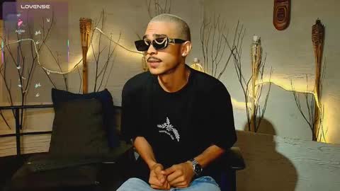 Marcus online show from November 23, 2025, 7:35 pm