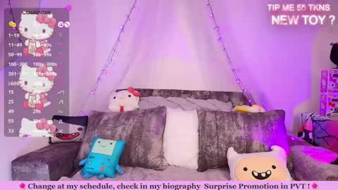 Snapshot of marcy_neko chatting on February 12, 2025, 12:33 pm Marceline online show from February 12, 2025, 12:33 pm