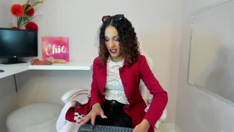 Snapshot of marfilastrom chatting on December 11, 2024, 4:07 am marfilastrom online show from December 11, 2024, 4:07 am