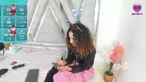 Snapshot of marfilastrom chatting on December 19, 2024, 4:45 am marfilastrom online show from December 19, 2024, 4:45 am